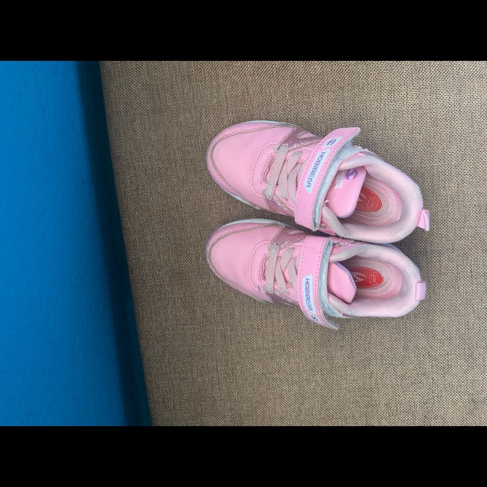 Cute pink sketchers have some wear and tear